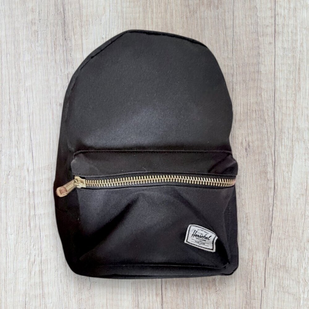 Herschel Classic Small Backpack Black Minimalist School Compact Travel Bag